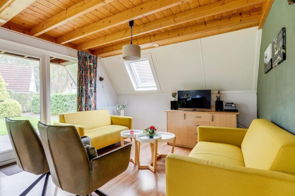 Kleine Zanglijster I Prachtig Huisje Nabij Bosrand Zwiggelte 外观 照片