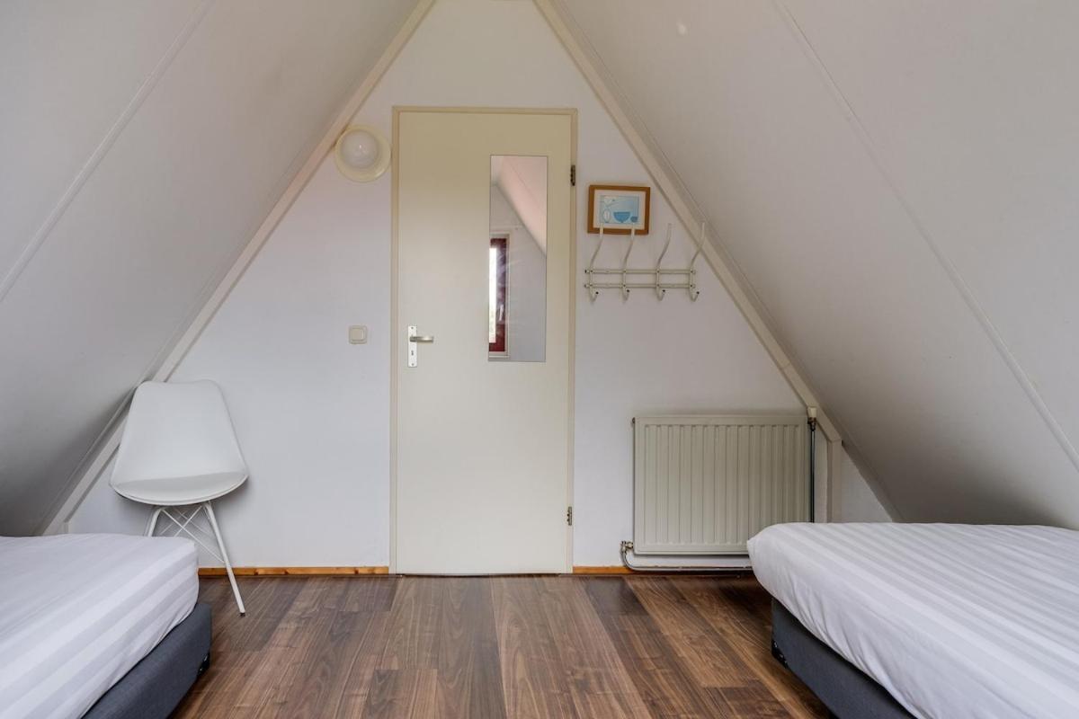 Kleine Zanglijster I Prachtig Huisje Nabij Bosrand Zwiggelte 外观 照片