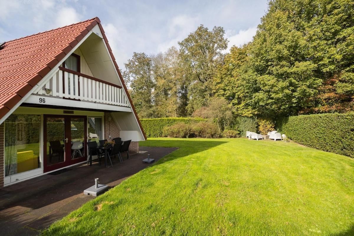 Kleine Zanglijster I Prachtig Huisje Nabij Bosrand Zwiggelte 外观 照片